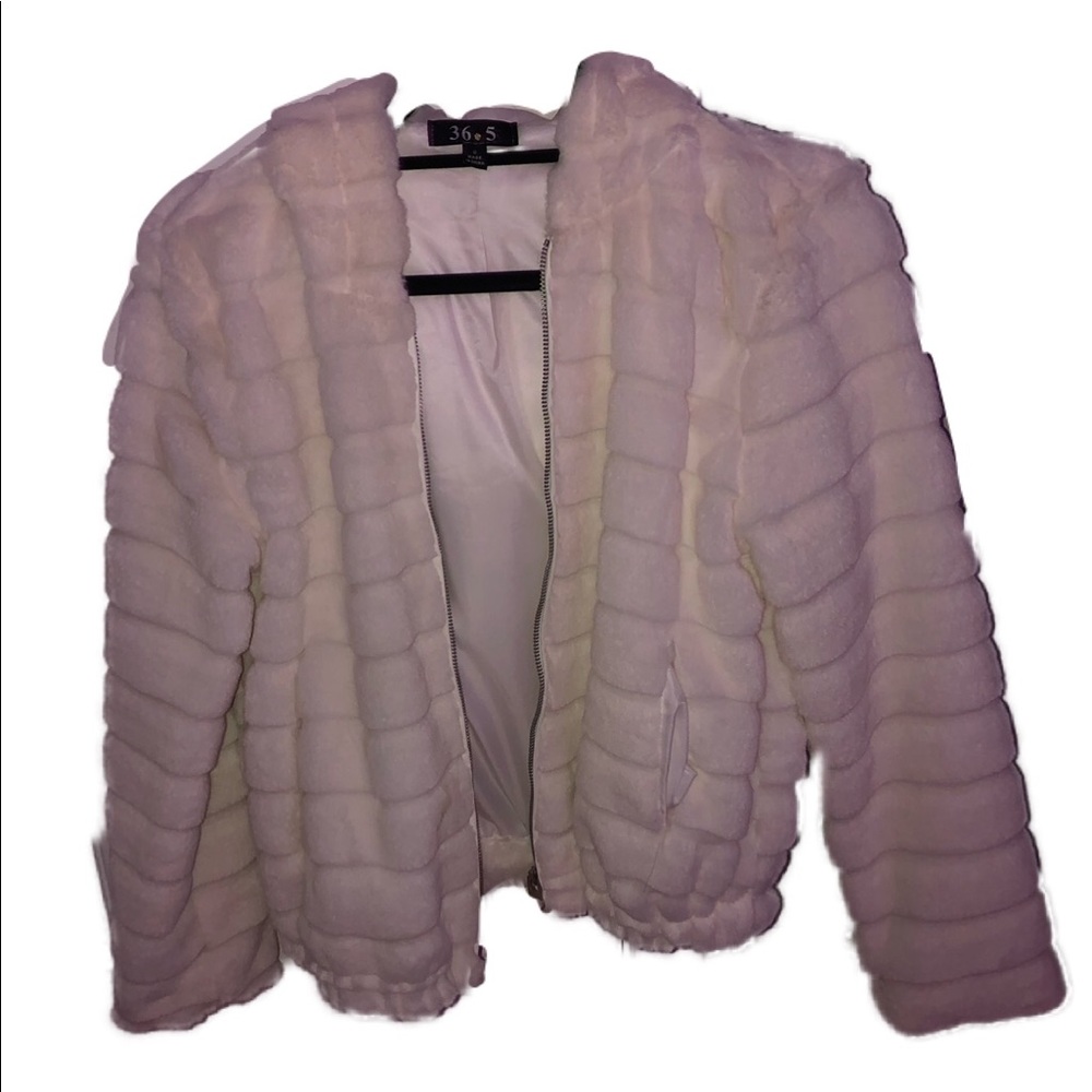 FAUX FUR  JACKET 🤍
